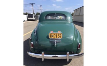 Mercury-Club-coupe-1940-Green-Gray-cloth-2