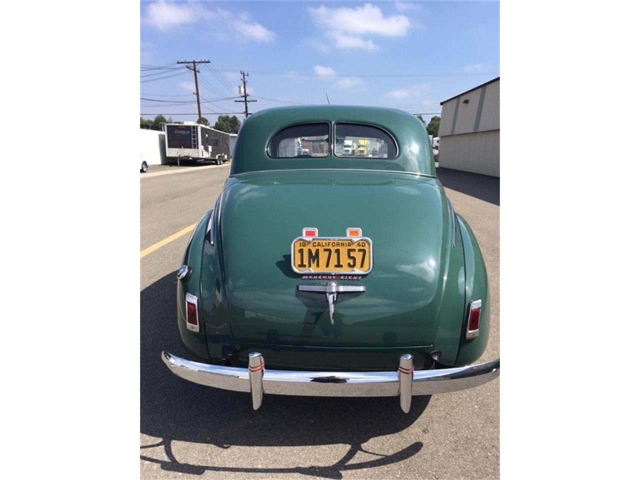 Mercury-Club-coupe-1940-Green-Gray-cloth-2