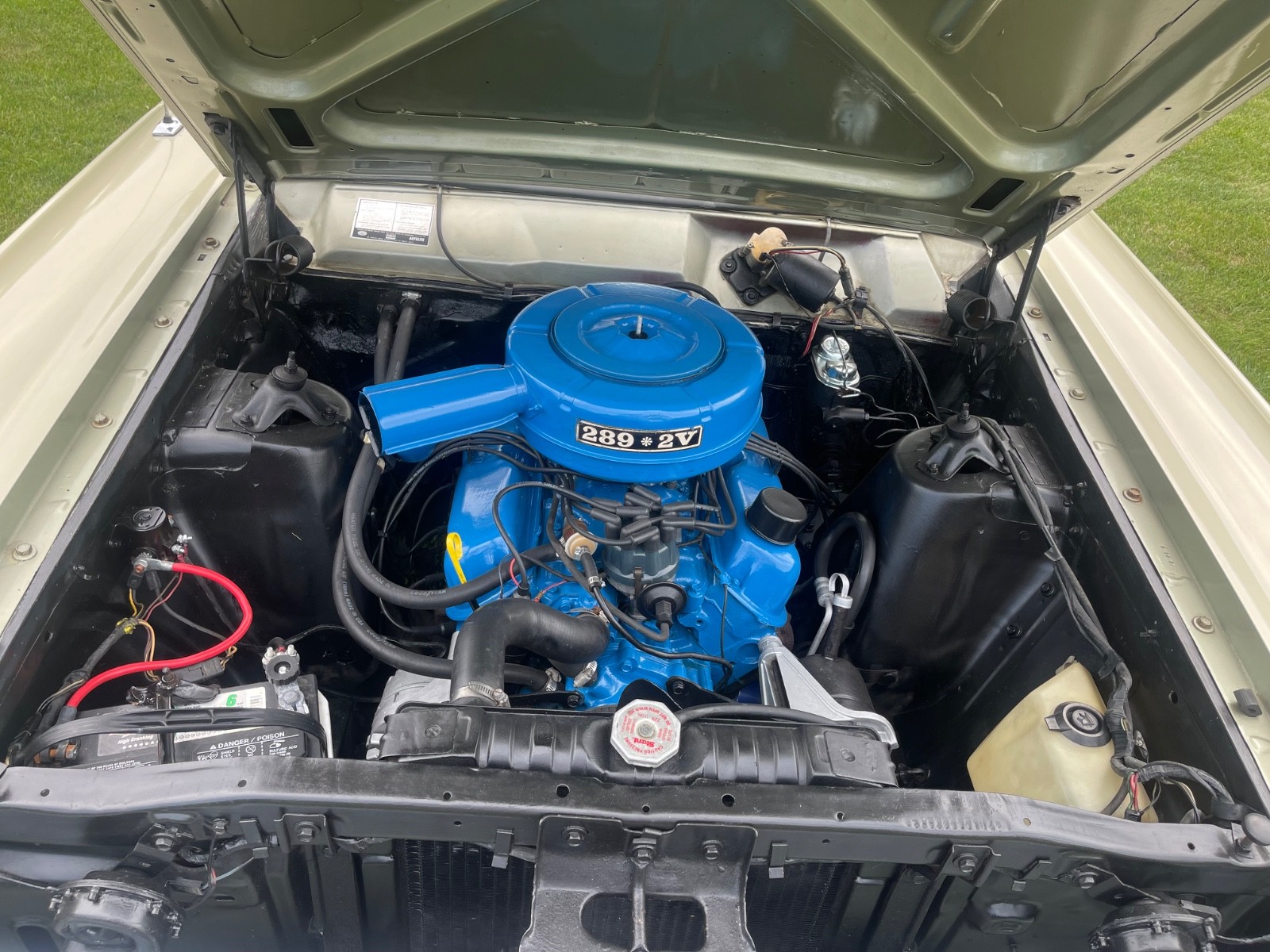 Mercury-Comet-1967-Sedan-12