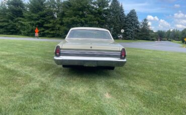Mercury-Comet-1967-Sedan-5