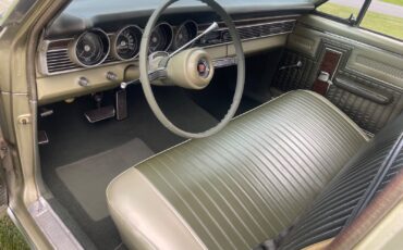 Mercury-Comet-1967-Sedan-8