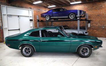 Mercury-Comet-1971-Green-Black-40