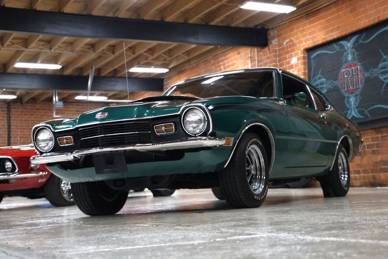 Mercury-Comet-1971-Green-Black-9