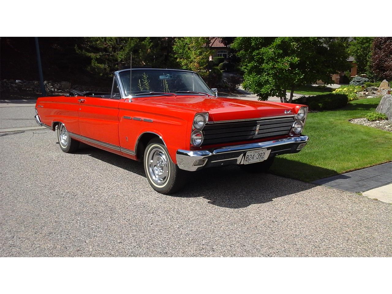 Mercury-Comet-caliente-1965-Carnival-Red-Black-1