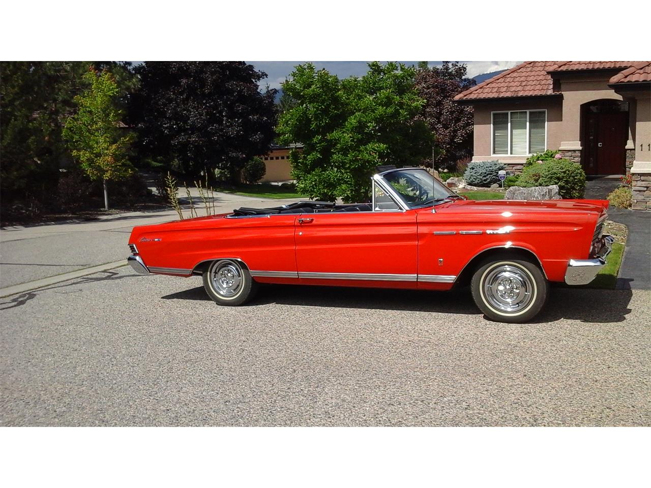 Mercury-Comet-caliente-1965-Carnival-Red-Black-11