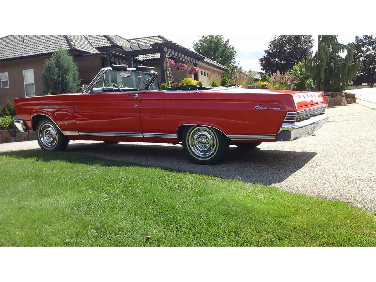 Mercury-Comet-caliente-1965-Carnival-Red-Black-13