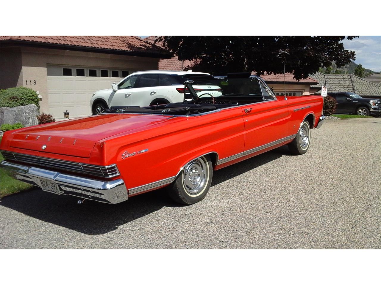 Mercury-Comet-caliente-1965-Carnival-Red-Black-19