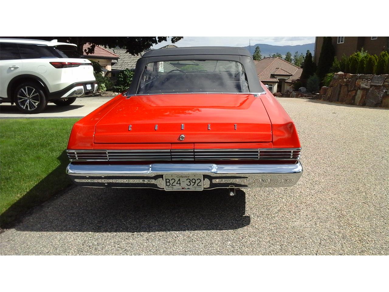 Mercury-Comet-caliente-1965-Carnival-Red-Black-20