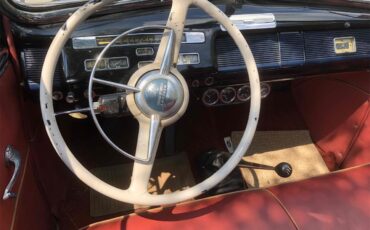 Mercury-Convertible-1940-Black-Red-5
