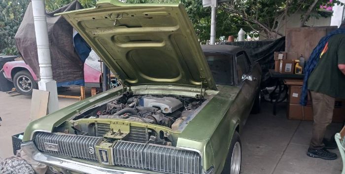 Mercury-Cougar-1967-12