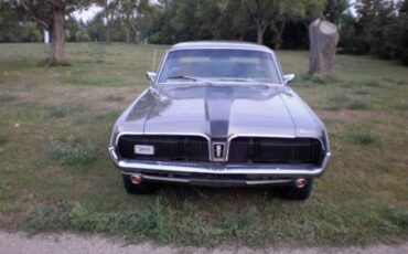 Mercury-Cougar-1967-Gray-Black-16