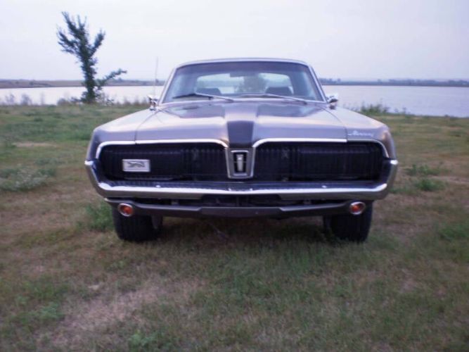 Mercury-Cougar-1967-Gray-Black-17