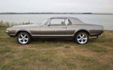 Mercury-Cougar-1967-Gray-Black-2