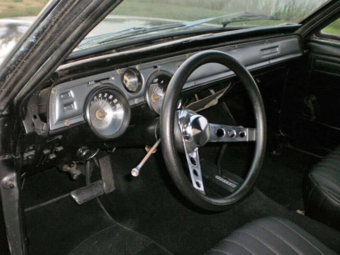 Mercury-Cougar-1967-Gray-Black-9