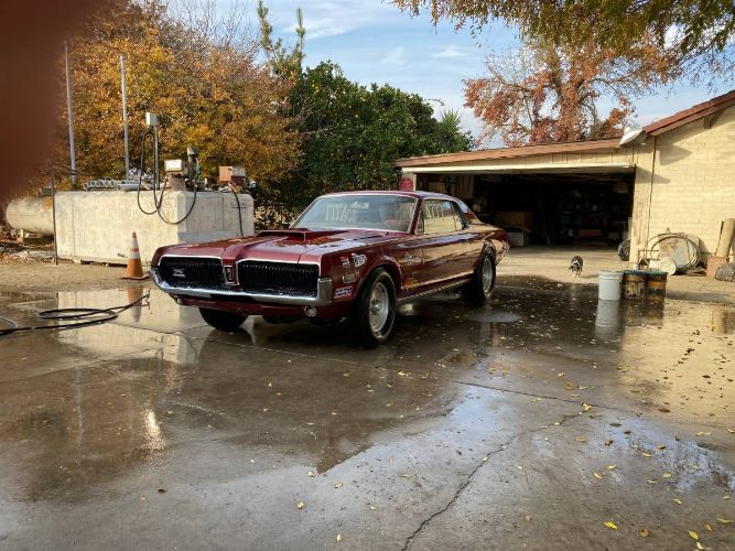 Mercury-Cougar-1968-Red-13