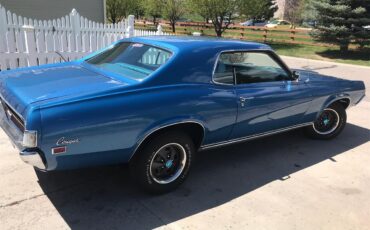 Mercury-Cougar-1969-Blue-Light-Blue-11