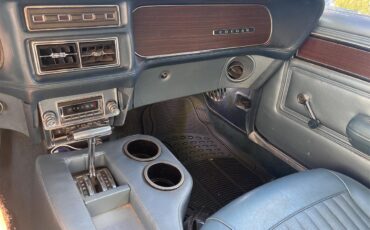 Mercury-Cougar-1969-Blue-Light-Blue-12