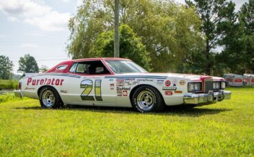 Mercury-Cougar-1976-Coupe-10