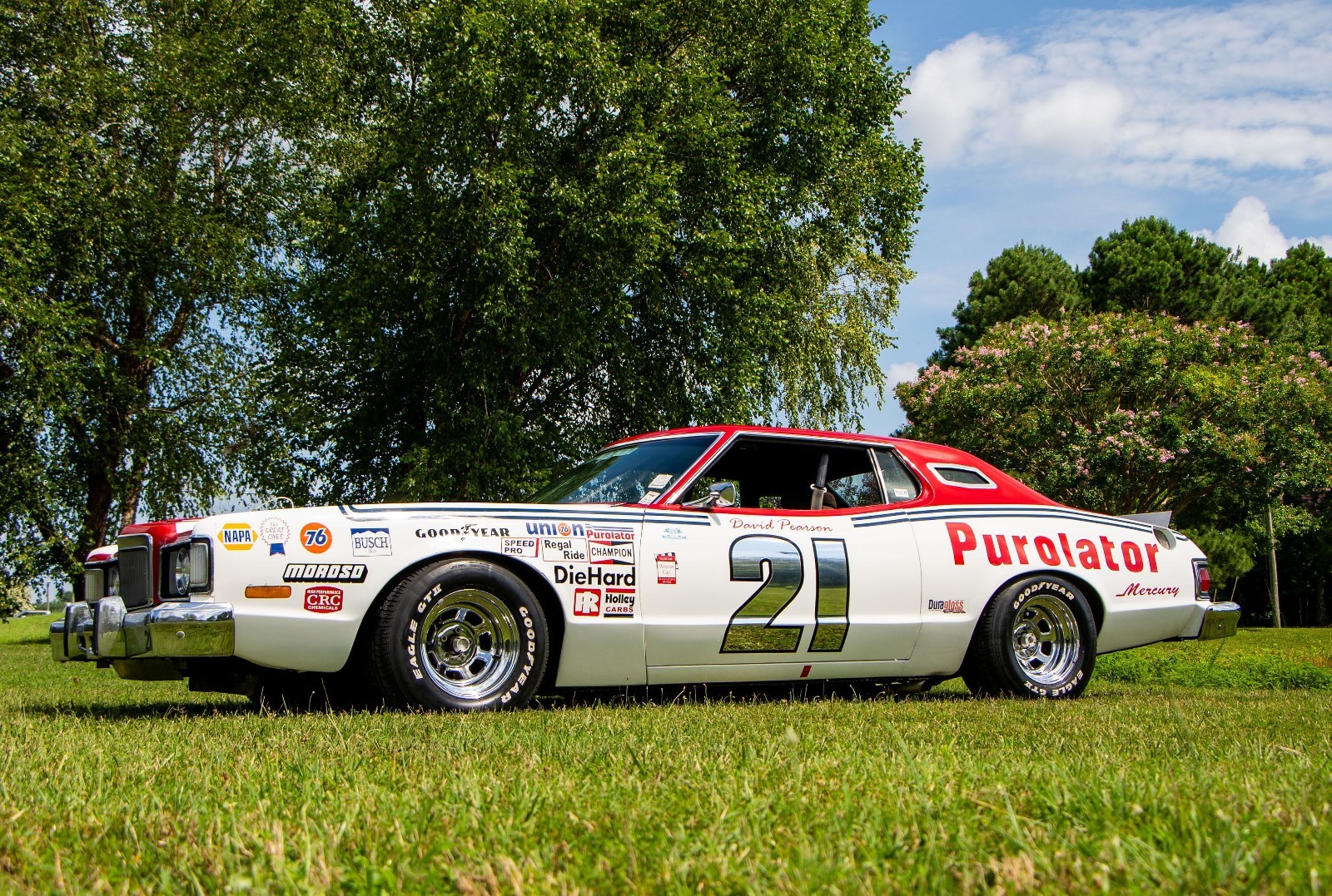 Mercury-Cougar-1976-Coupe-13