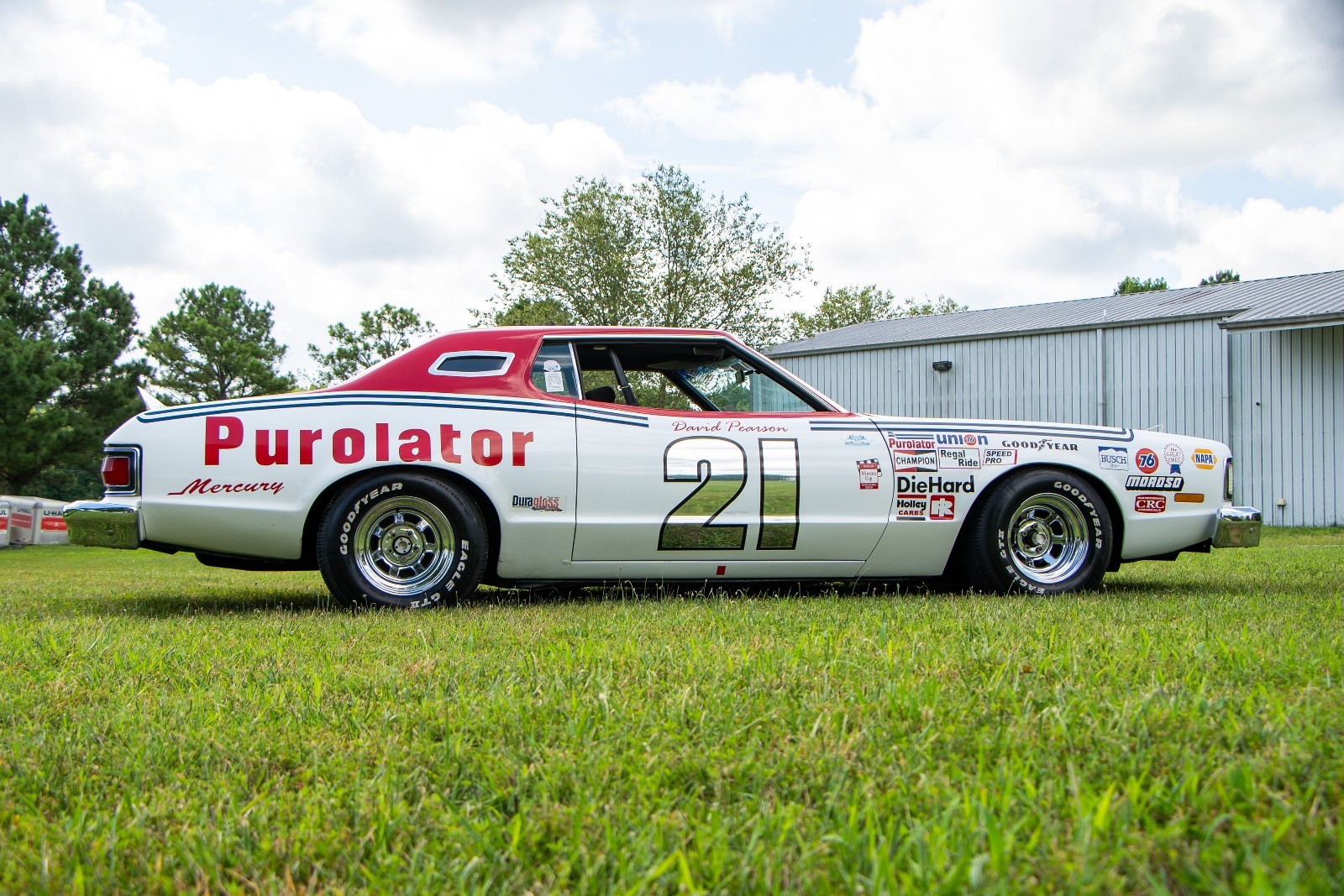 Mercury-Cougar-1976-Coupe-17