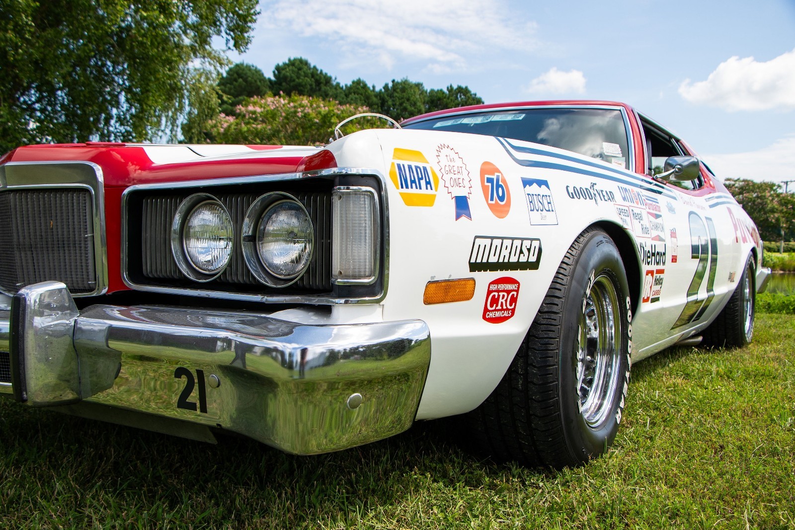 Mercury-Cougar-1976-Coupe-24