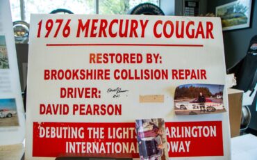 Mercury-Cougar-1976-Coupe-39