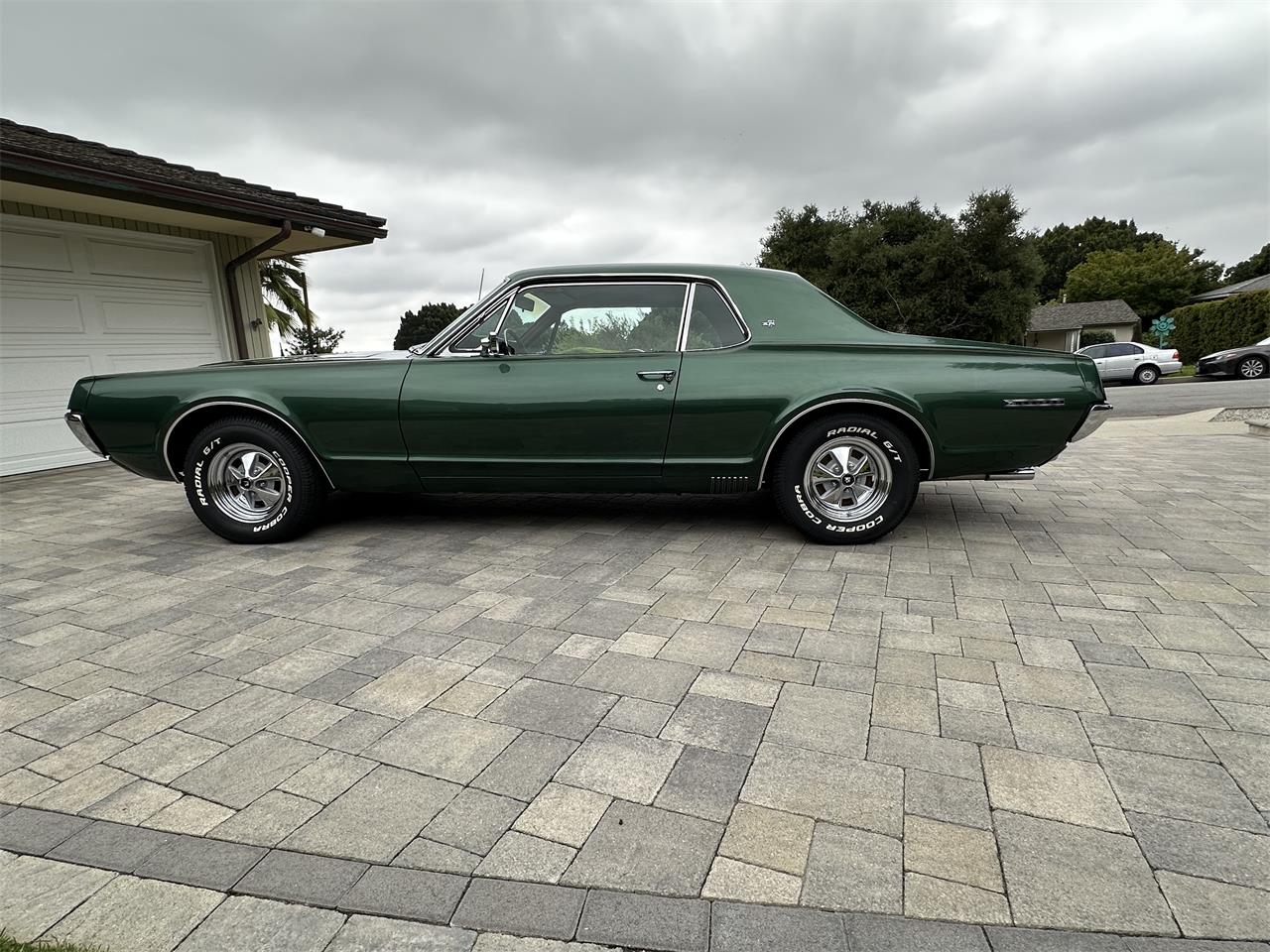 Mercury-Cougar-xr7-1967-Green-Camel-10