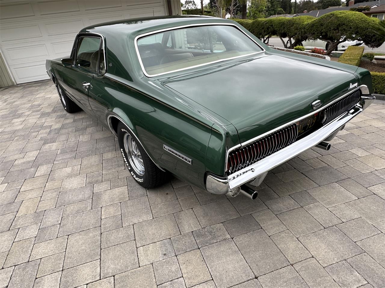 Mercury-Cougar-xr7-1967-Green-Camel-14
