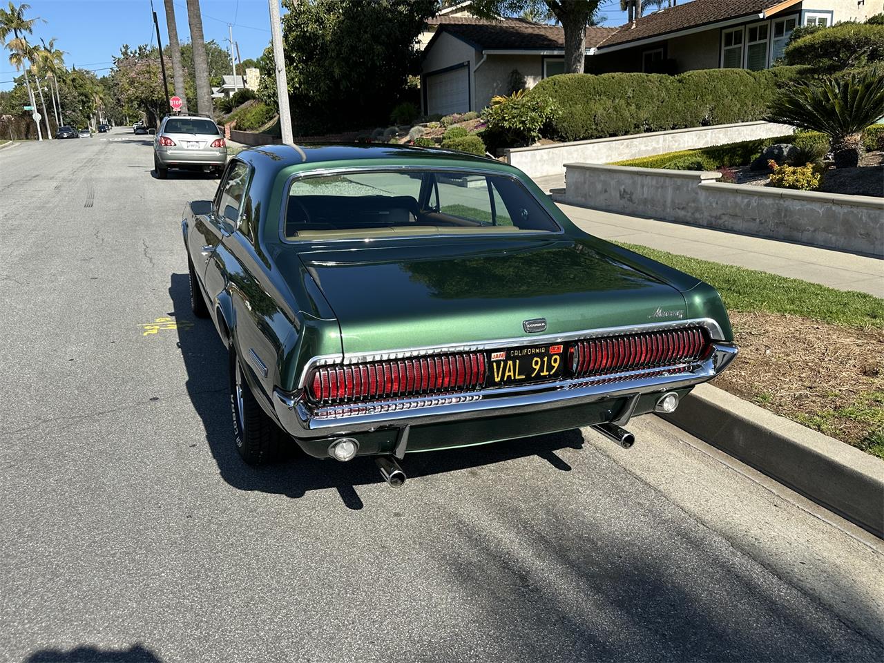 Mercury-Cougar-xr7-1967-Green-Camel-15