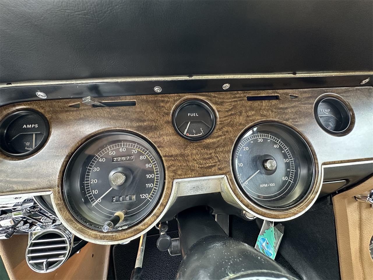 Mercury-Cougar-xr7-1967-Green-Camel-35