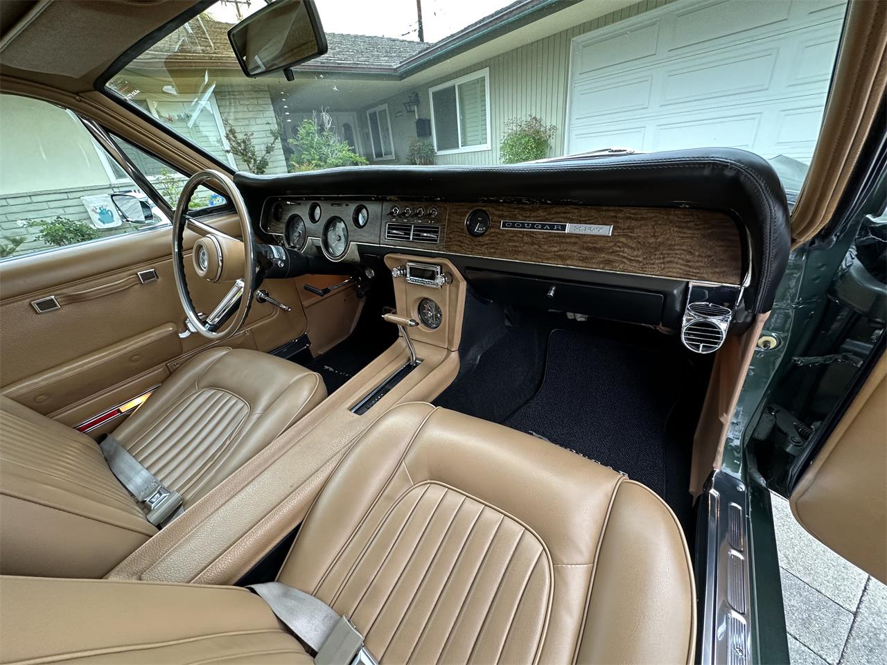 Mercury-Cougar-xr7-1967-Green-Camel-37