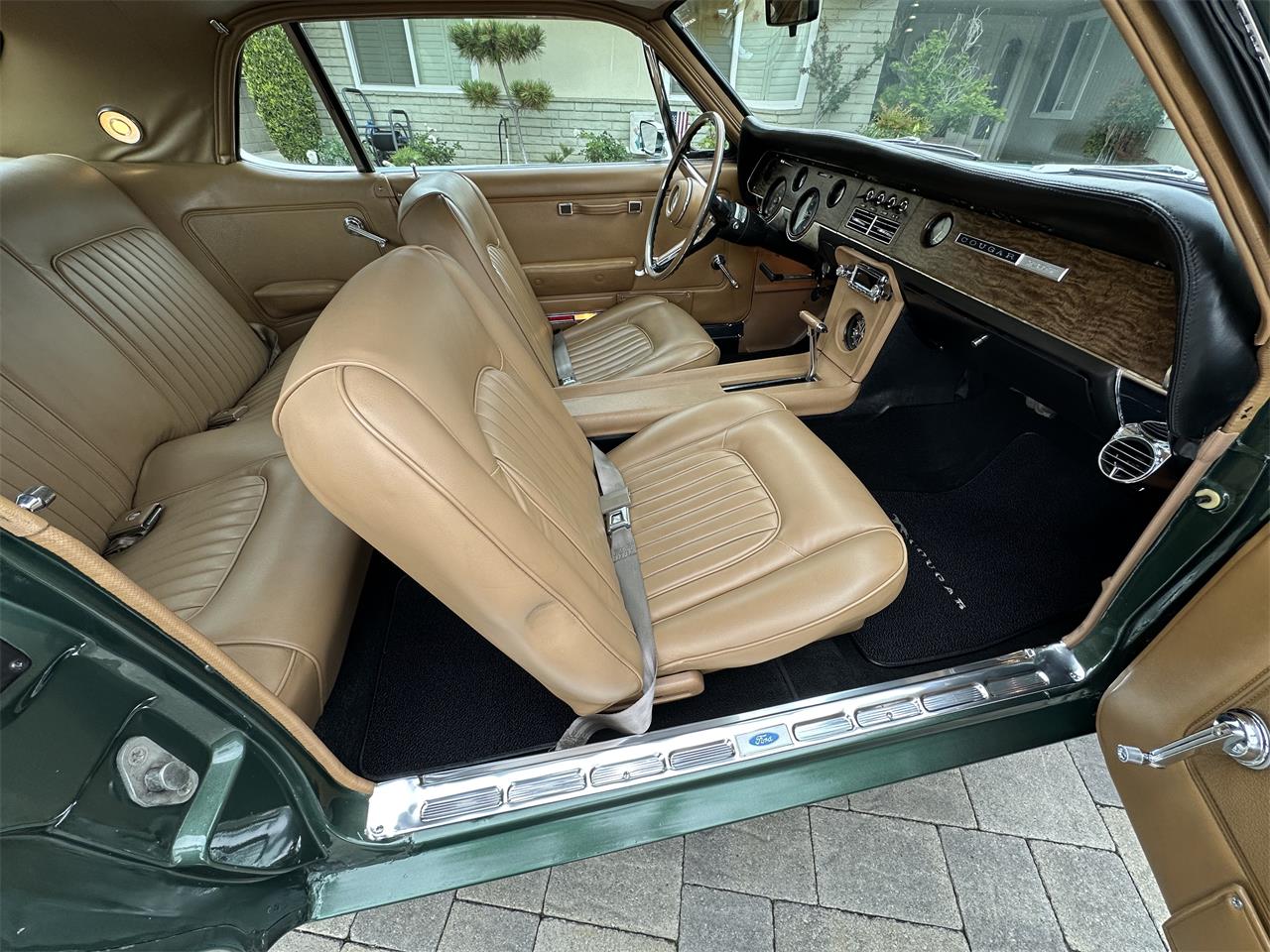 Mercury-Cougar-xr7-1967-Green-Camel-39