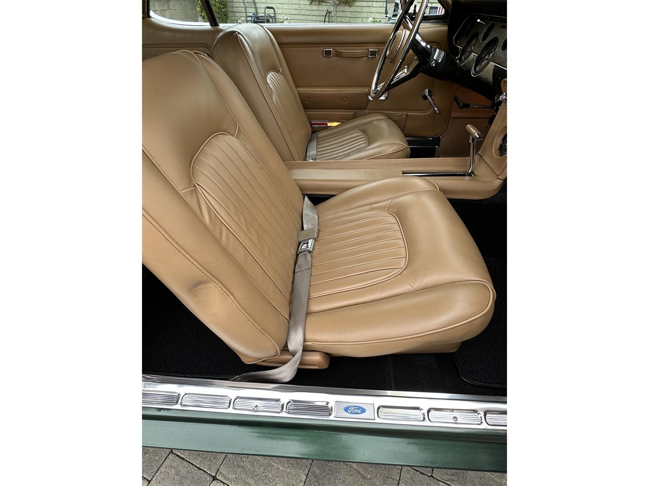 Mercury-Cougar-xr7-1967-Green-Camel-41