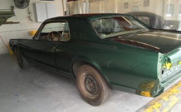 Mercury-Cougar-xr7-1967-Green-Camel-74