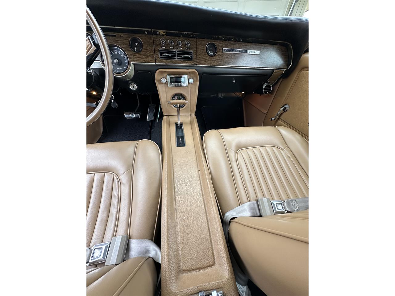Mercury-Cougar-xr7-1967-Green-Camel-83