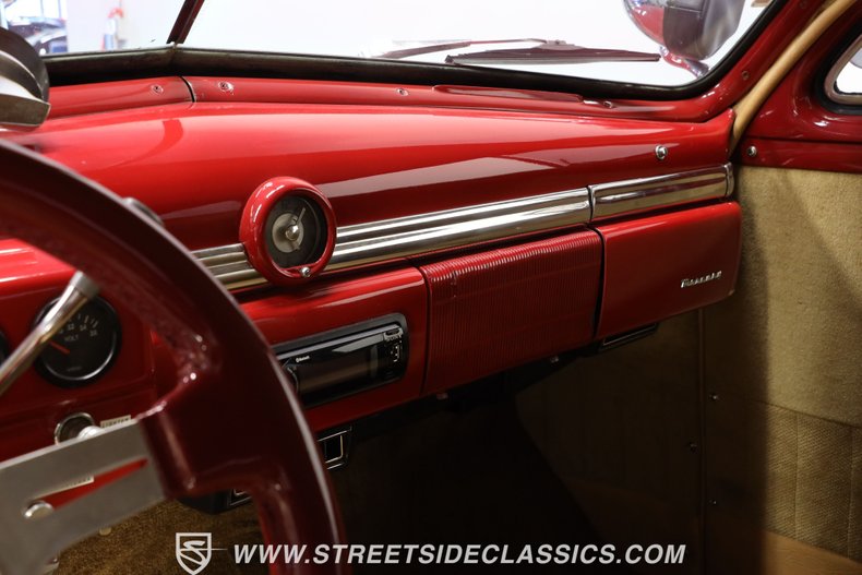 Mercury-Coupe-1949-Burgundy-Red-Metalli-Tan-13