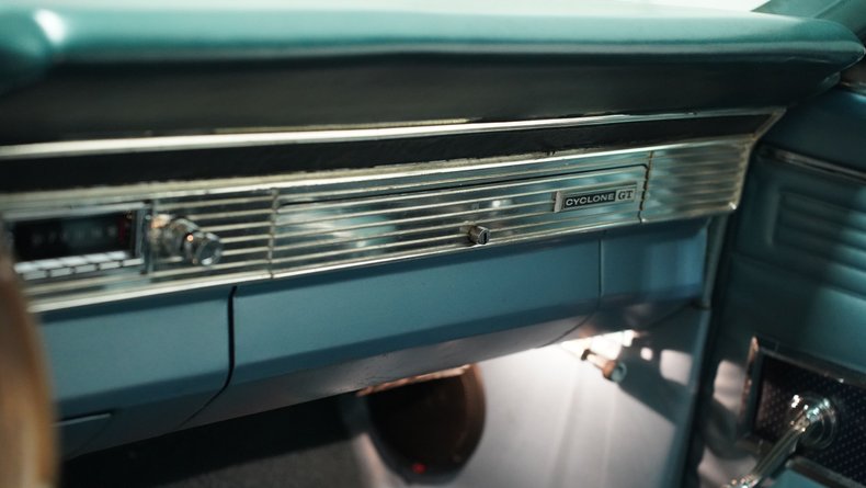 Mercury-Cyclone-1967-Turquoise-Blue-35