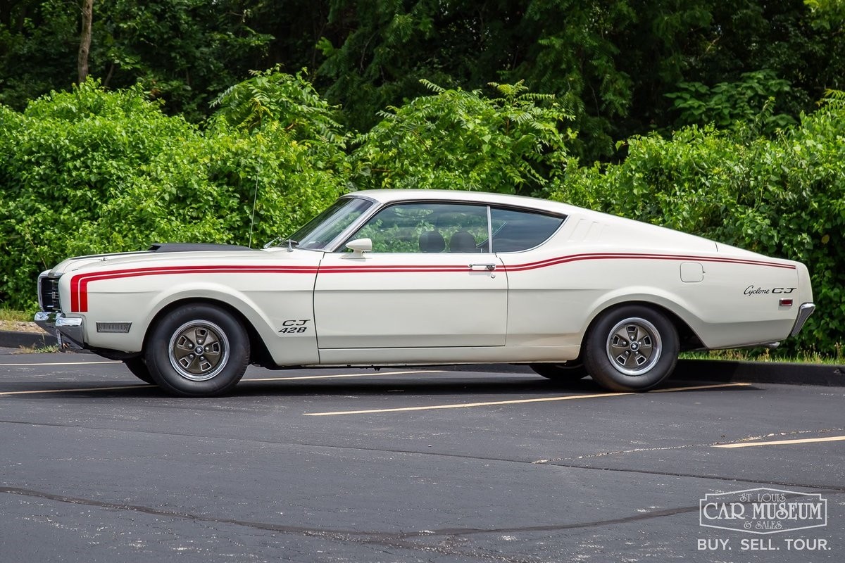 Mercury-Cyclone-1969-Fastback-2