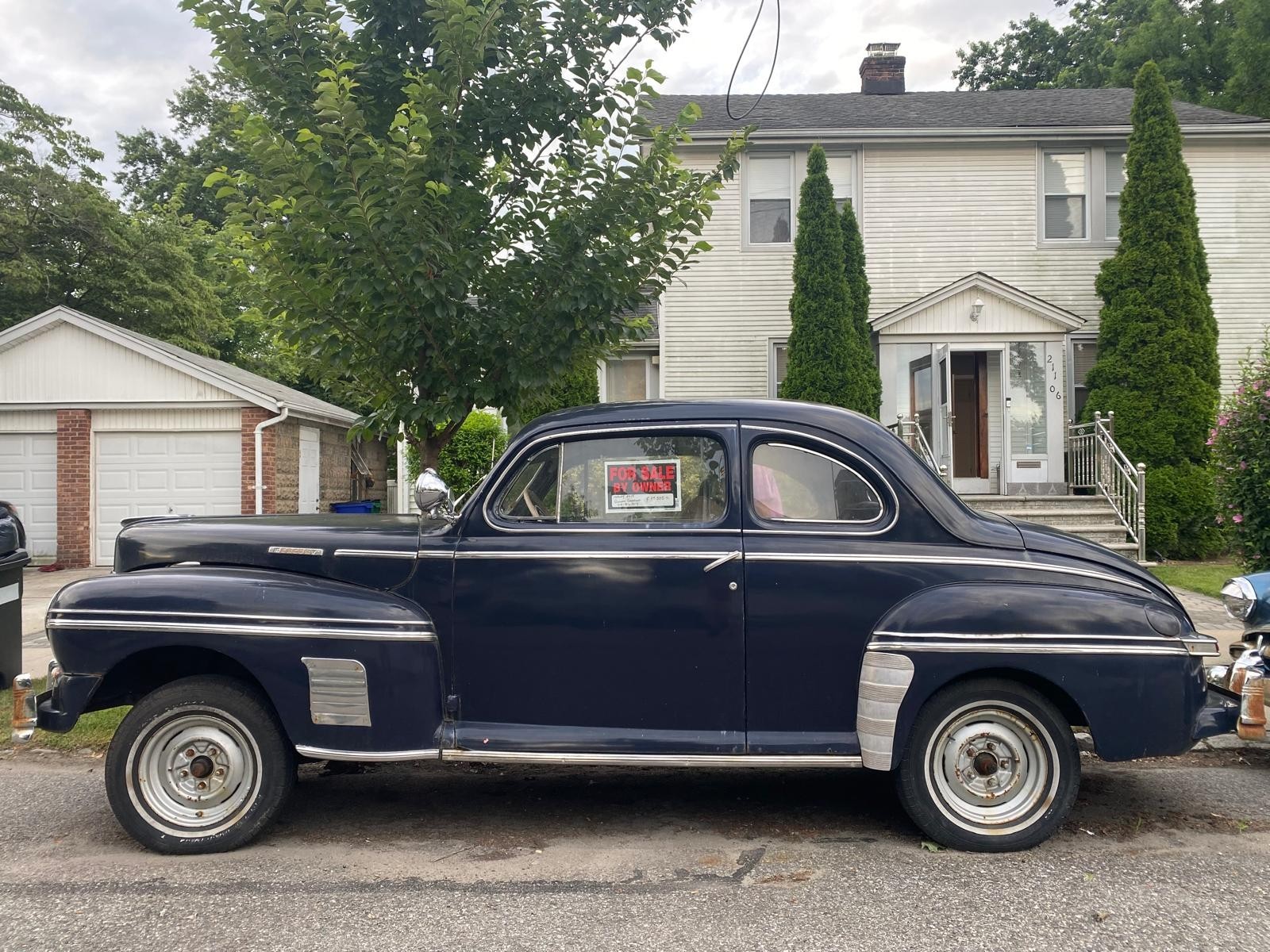 Mercury-Eight-1948-Coupe