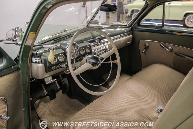 Mercury-Eight-1949-Berwick-Green-Green-10