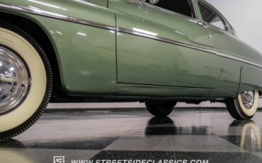 Mercury-Eight-1949-Berwick-Green-Green-28
