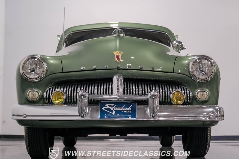Mercury-Eight-1949-Berwick-Green-Green-3