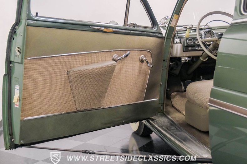 Mercury-Eight-1949-Berwick-Green-Green-39