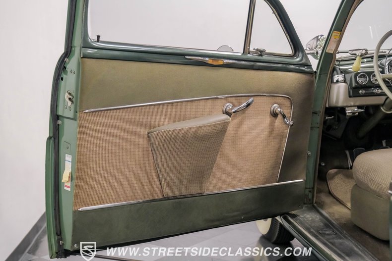 Mercury-Eight-1949-Berwick-Green-Green-40