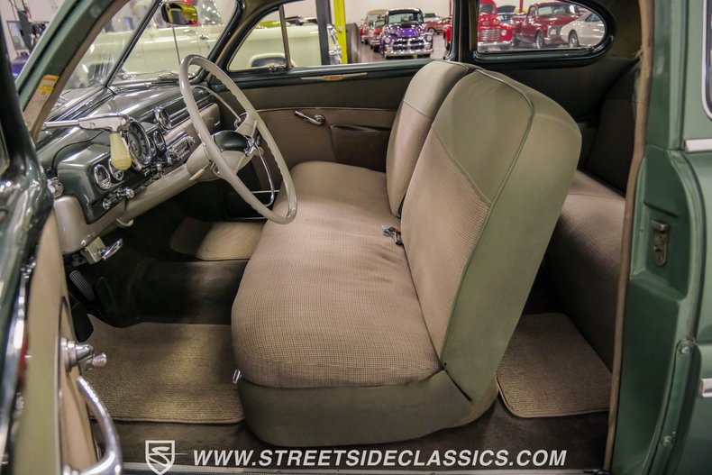 Mercury-Eight-1949-Berwick-Green-Green-42