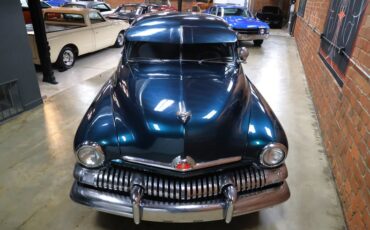 Mercury-Eight-1951-Green-Green-14