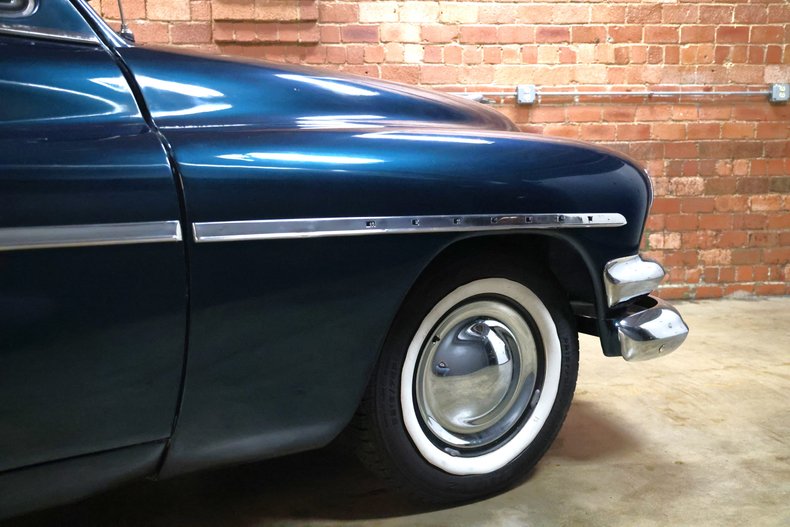 Mercury-Eight-1951-Green-Green-16