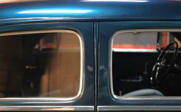 Mercury-Eight-1951-Green-Green-23