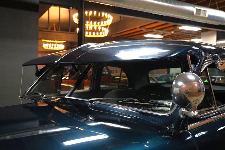 Mercury-Eight-1951-Green-Green-42