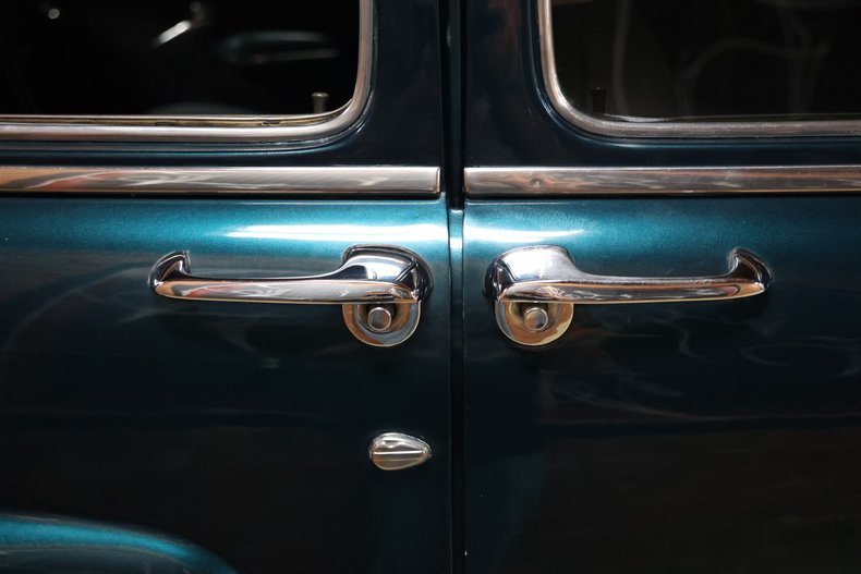 Mercury-Eight-1951-Green-Green-45